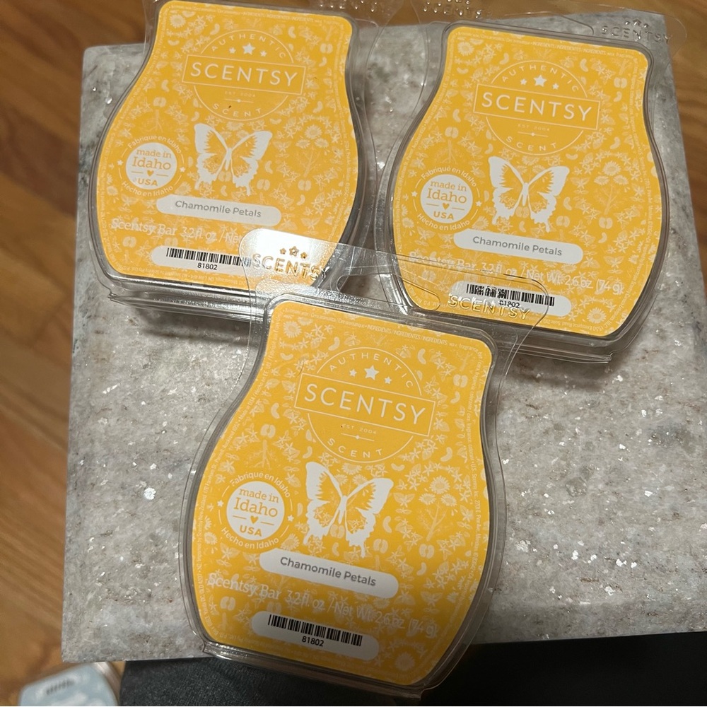 Scentsy Chamomile Petals Wax Bars